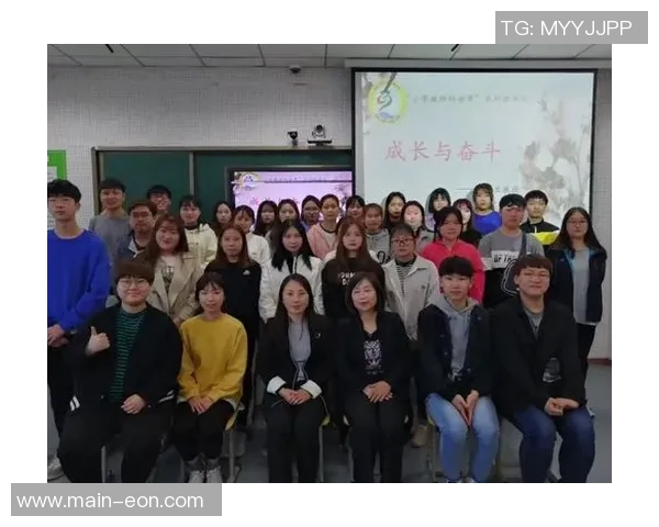 刘洋的足球之路：从青涩少年到职业球员的成长历程与奋斗故事